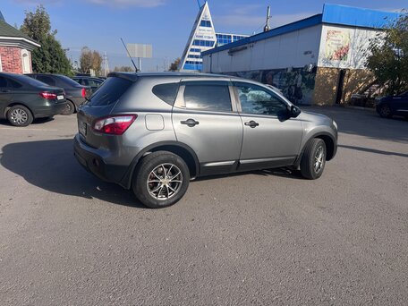 2012 Nissan Qashqai I Рестайлинг, серый, 700000 рублей, вид 5