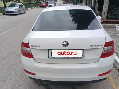2015 Skoda Octavia III (A7), белый, 1120000 рублей, вид 4