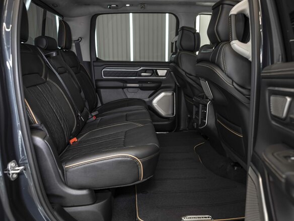 2026 Ram 1500 Crew Cab V Рестайлинг, синий, 9990000 рублей - вид 20