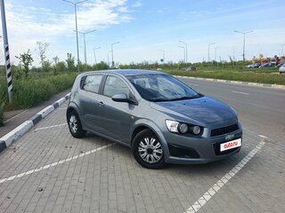 2013 Chevrolet Aveo II, серый, 750000 рублей, вид 2