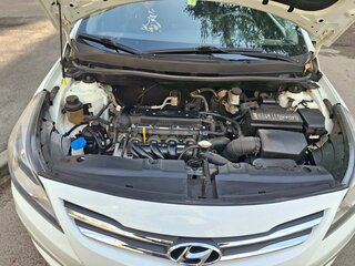 2015 Hyundai Solaris I Рестайлинг, белый, 750000 рублей, вид 5