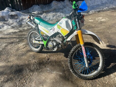 1991 Yamaha XT225 Serow, белый, 225000 рублей, вид 3