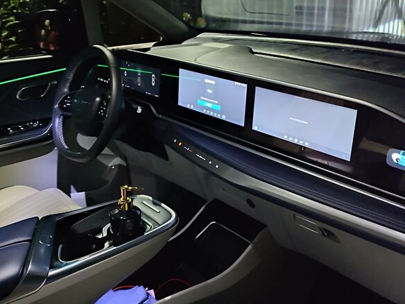 2022 Maxus G90, чёрный, 5100000 рублей - вид 23