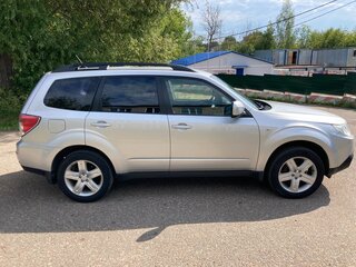 2010 Subaru Forester III Рестайлинг, серебристый, 1050000 рублей, вид 4