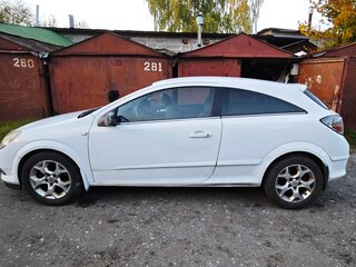 2008 Opel Astra GTC H Рестайлинг, белый, 380000 рублей, вид 3