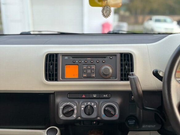 2014 Daihatsu Boon II, белый, 699000 рублей - вид 20