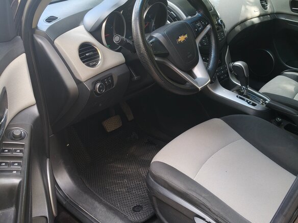 2013 Chevrolet Cruze I Рестайлинг, коричневый, 580000 рублей - вид 6
