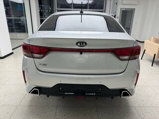 2020 Kia Rio IV, серебристый, 1500000 рублей, вид 5