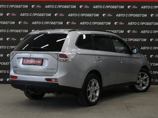 2013 Mitsubishi Outlander III, серебристый, 1436000 рублей, вид 3