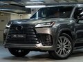 2022 Lexus LX 600 IV, серый - вид 1