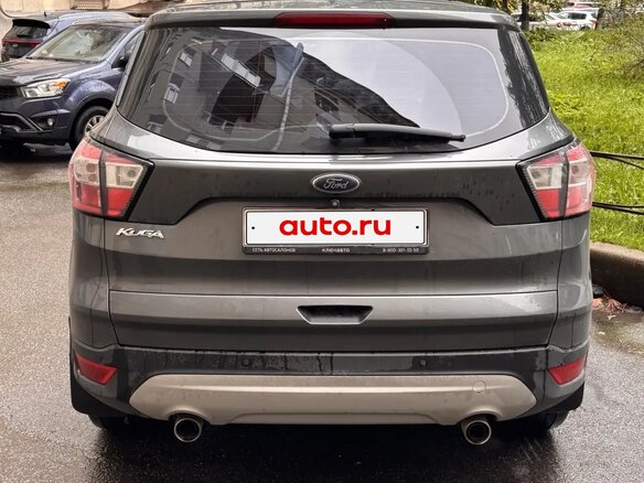 2018 Ford Kuga II Рестайлинг, серый - вид 4