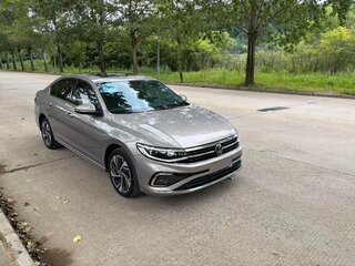 2022 Volkswagen Bora IV (China Market) Рестайлинг, серебристый, 1030000 рублей, вид 2