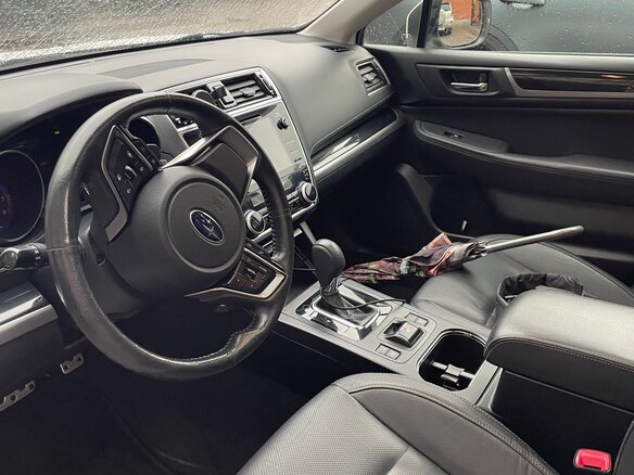 2019 Subaru Outback V Рестайлинг, белый, 2290000 рублей - вид 6
