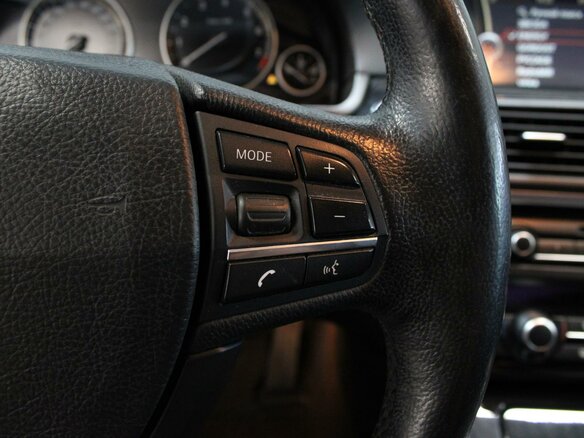 2012 BMW 5 серии 520i VI (F10/F11/F07), чёрный, 1710000 рублей - вид 13