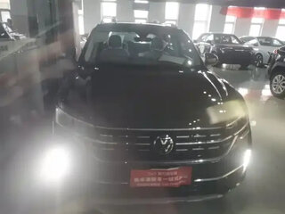 2023 Volkswagen Tayron I Рестайлинг, чёрный, 3149099 рублей, вид 3