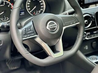 2023 Nissan Sylphy IV (B18) Рестайлинг, белый, 1440000 рублей, вид 5