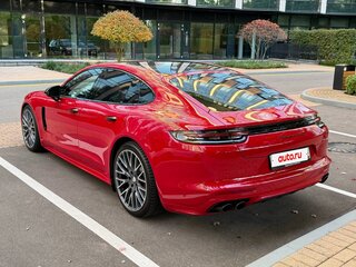 2020 Porsche Panamera GTS II, красный, 8150000 рублей, вид 3