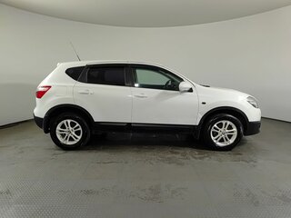 2012 Nissan Qashqai I Рестайлинг, белый, 950200 рублей, вид 4