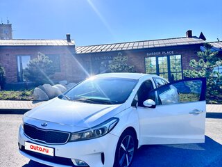 2017 Kia Cerato III Рестайлинг (Classic), белый, 1800000 рублей, вид 1