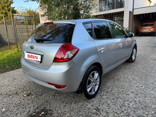 2011 Kia Ceed I Рестайлинг, серебристый, 595000 рублей, вид 5
