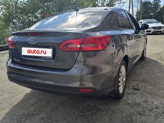 2017 Ford Focus III Рестайлинг, серый, 1270000 рублей, вид 5