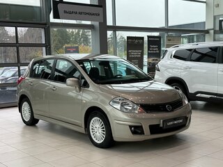 2010 Nissan Tiida I Рестайлинг, бежевый, 795000 рублей, вид 1