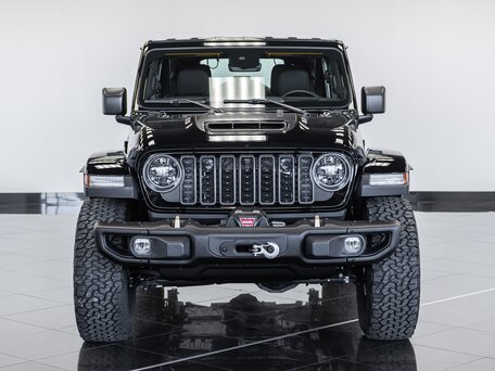 2025 Jeep Wrangler IV (JL) Рестайлинг, чёрный, 16450000 рублей, вид 2