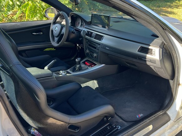 2011 BMW 3 серии 335xi V (E90/E91/E92/E93) Рестайлинг, белый, 2500000 рублей - вид 9