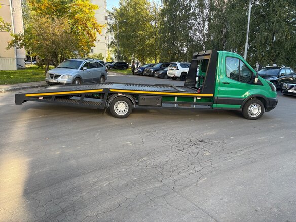 2020 Ford Transit, зелёный, 2650000 рублей - вид 7