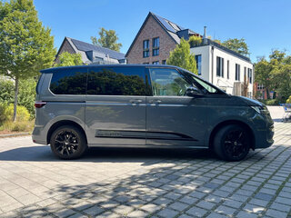 2023 Volkswagen Multivan T7, серый, 4515000 рублей, вид 3