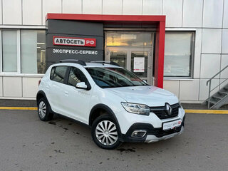 2019 Renault Sandero Stepway II Рестайлинг, белый, 850000 рублей, вид 1