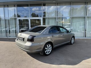 2006 Toyota Avensis II Рестайлинг, бежевый, 670000 рублей, вид 5