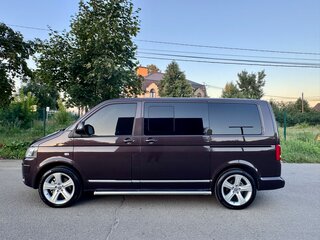 2011 Volkswagen Multivan T5 Рестайлинг, коричневый, 2450000 рублей, вид 1