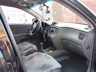 2011 Kia Rio II Рестайлинг, чёрный, 520000 рублей, вид 4