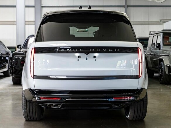 2025 Land Rover Range Rover P530 MHEV V, белый, 26500000 рублей - вид 5