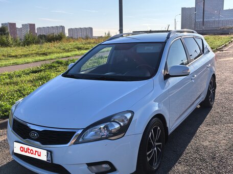 2011 Kia Ceed I Рестайлинг, белый, 730000 рублей, вид 1