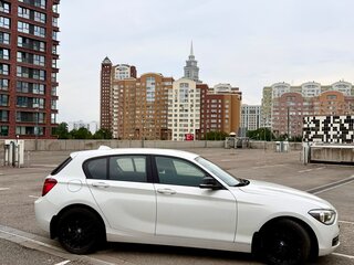 2012 BMW 1 серии 118i II (F20/F21), белый, 1500000 рублей, вид 5