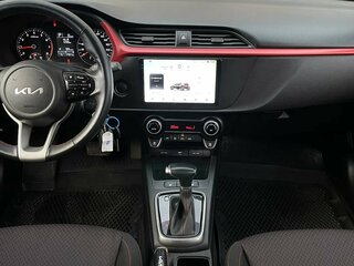 2022 Kia Rio X IV Рестайлинг, чёрный, 1925000 рублей, вид 3