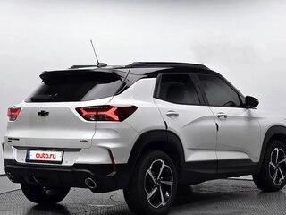 2022 Chevrolet TrailBlazer III, белый, 2400000 рублей, вид 2