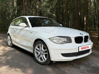 2008 BMW 1 серии 116i I (E81/E82/E87/E88) Рестайлинг, белый, 800000 рублей, вид 4