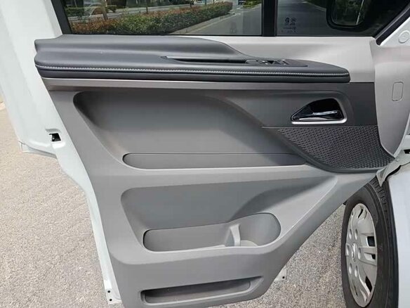 2024 Maxus V70, белый, 2795034 рублей - вид 13
