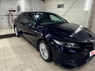 2018 Toyota Camry VIII (XV70), синий, 2875000 рублей, вид 2