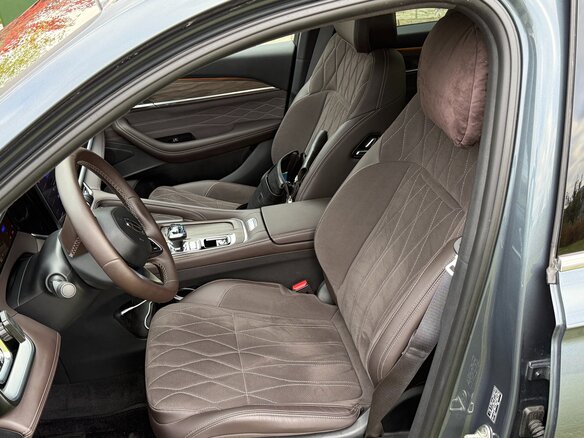 2026 Geely Monjaro (Xingyue L) I Рестайлинг 2 (China Market), синий, 4190000 рублей - вид 12