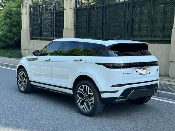 2025 Land Rover Range Rover Evoque L II Рестайлинг, белый, 4746090 рублей - вид 3