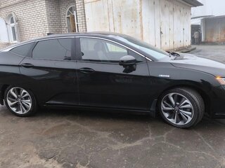 2020 Honda Clarity Plug-in Hybrid II, чёрный, 1870000 рублей, вид 3