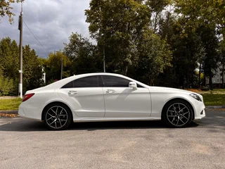 2015 Mercedes-Benz CLS 350 BlueTEC II (C218) Рестайлинг, белый, 3250000 рублей, вид 4