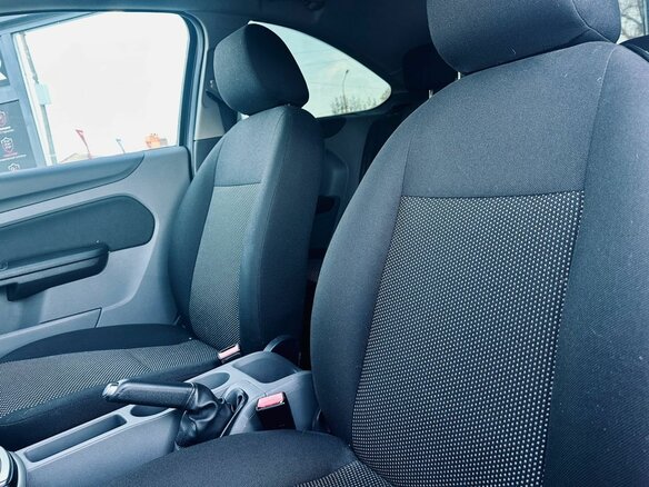 2010 Ford Focus II Рестайлинг, красный, 699000 рублей - вид 10