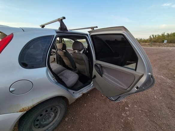 2008 Lada (ВАЗ) Kalina I, серебристый, 110000 рублей - вид 25