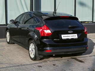 2012 Ford Focus III, чёрный, 716000 рублей, вид 3