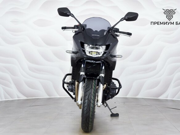 2026 Honda CB 1300, чёрный - вид 3